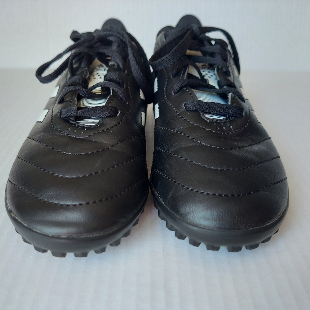 Adidas Soccer Cleats, Size 2.5 Youth, Black/ White Stripes, Unisex, VGUC! - Picture 6 of 8